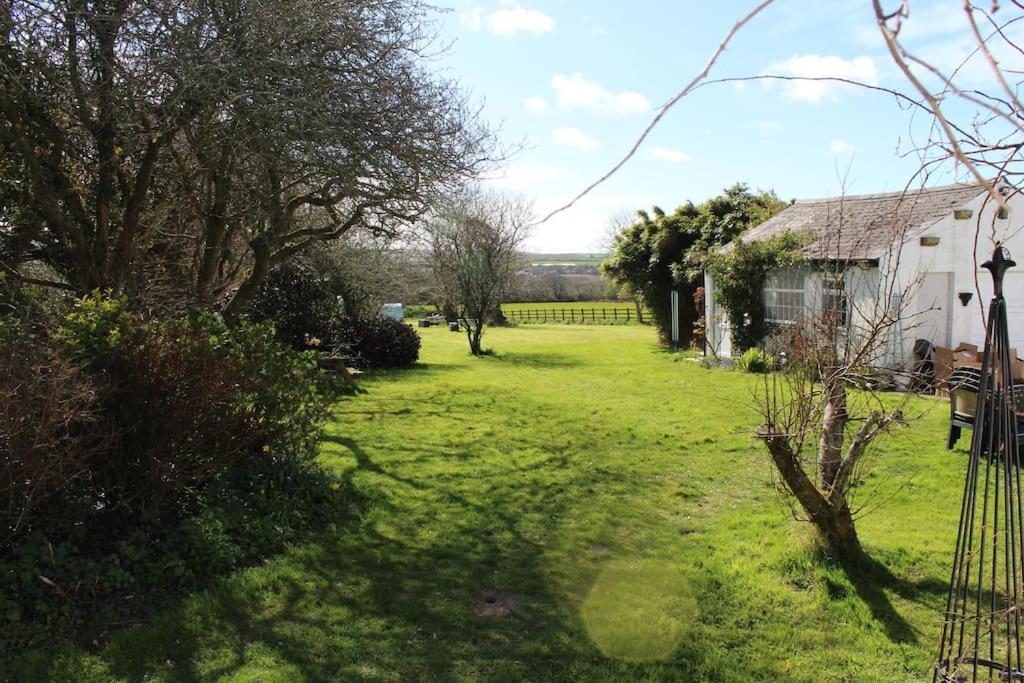 Cozy Country Cottage With Beautiful Rural Views Newquay  Ngoại thất bức ảnh